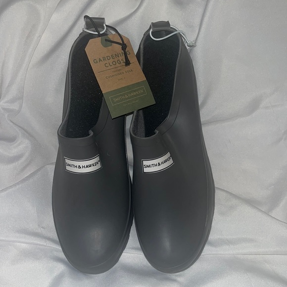 Smith & Hawken Shoes - NWT Smith & Hawkin Short Rain/Mud/Gardening shoes size 9